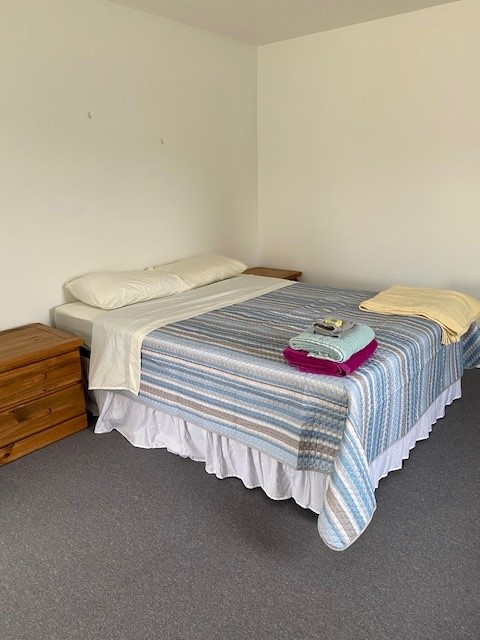Apartment Queen Bed